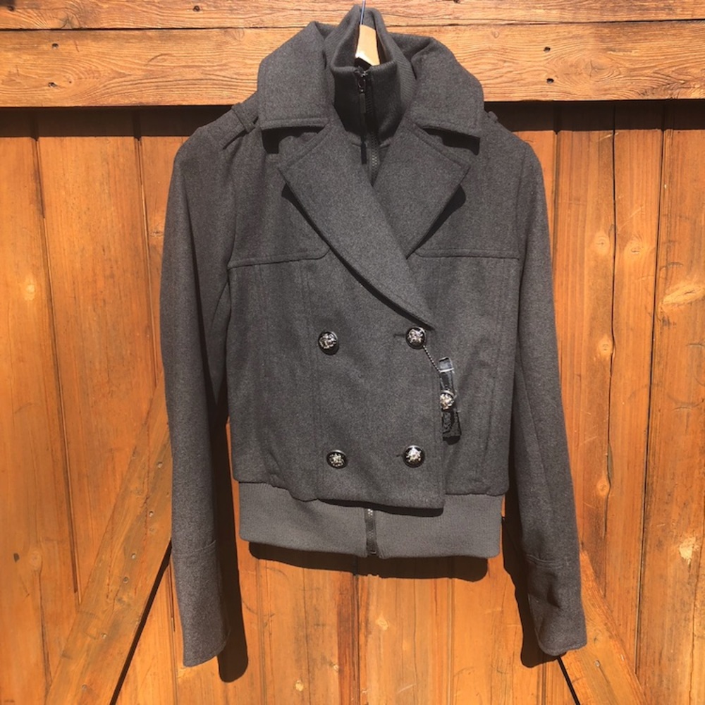 NWT Dark Gray Zipper & Button Short Peacoat